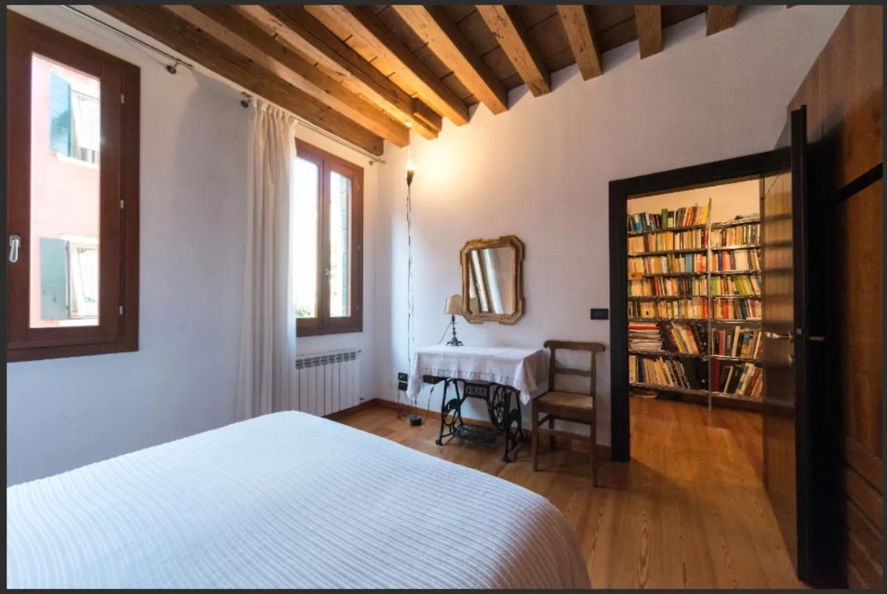 Ca' Madonna Apartment Venice